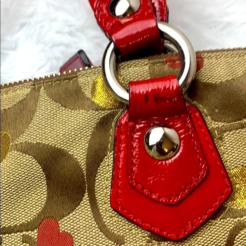 Coach Handbag - Picture 4 of 9